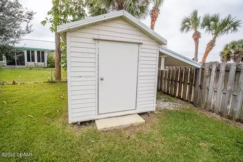 26 Dolphin Ave, Ormond Beach, FL 32176 photo 9