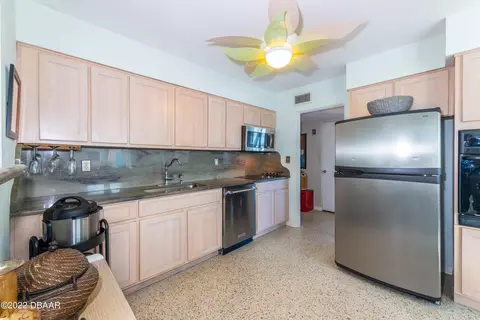 9 Ocean Edge Dr, Ormond Beach, FL 32176 photo 7