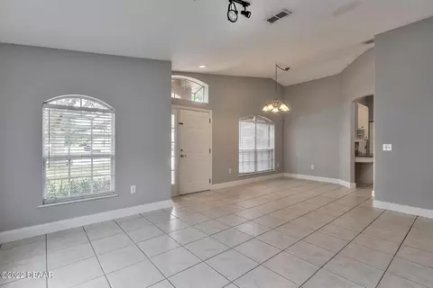 8 Pine Trail Cir, Ormond Beach, FL 32174 photo 4