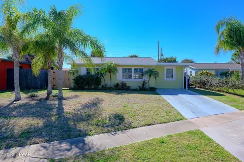 46 Seaside Dr, Ormond Beach, FL 32176 photo 2