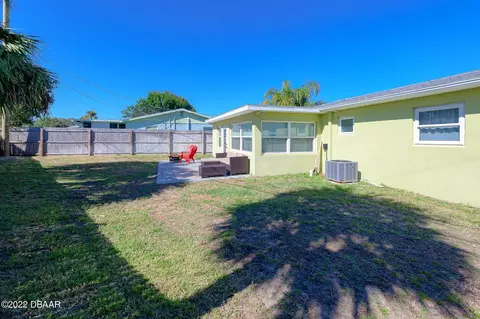 46 Seaside Dr, Ormond Beach, FL 32176 photo 5