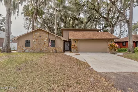 2826 Needle Palm Dr, Edgewater, FL 32141 photo 2