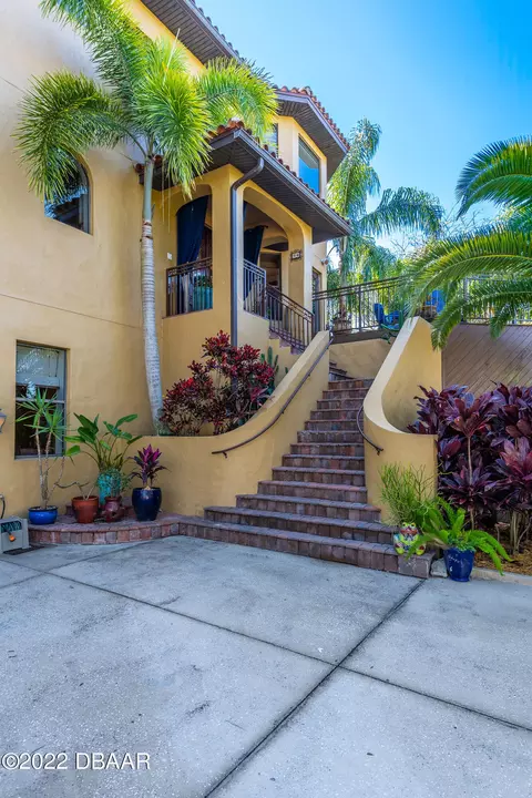 34 Pebble Beach Dr, Ormond Beach, FL 32174 photo 2