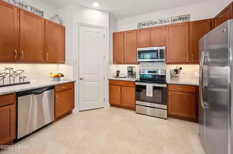 692 Aldenham Ln, Ormond Beach, FL 32174 photo 8