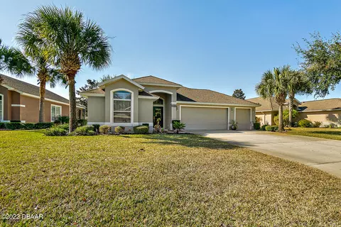 1246 Crown Pointe Ln, Ormond Beach, FL 32174 photo 3