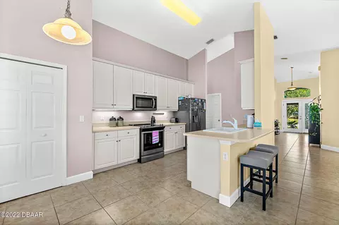 1246 Crown Pointe Ln, Ormond Beach, FL 32174 photo 14