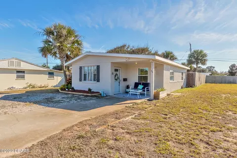 54 River Dr, Ormond Beach, FL 32176 photo 2