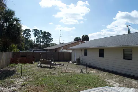 1519 Juniper Dr, Edgewater, FL 32132 photo 7