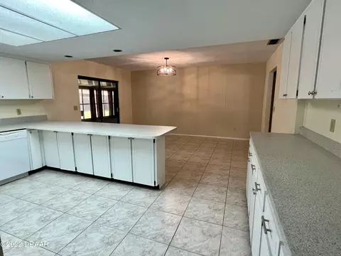 1705 Willow Oak Dr, Edgewater, FL 32132 photo 9