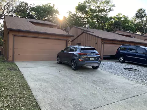 26 Park Pl, Ormond Beach, FL 32174 photo 3