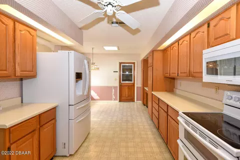 160 Deer Lake Cir, Ormond Beach, FL 32174 photo 8