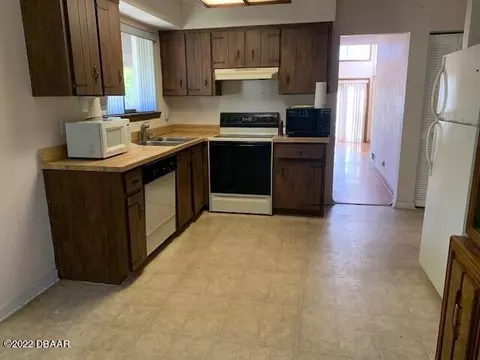 59 Windrift Ct, Ormond Beach, FL 32174 photo 3