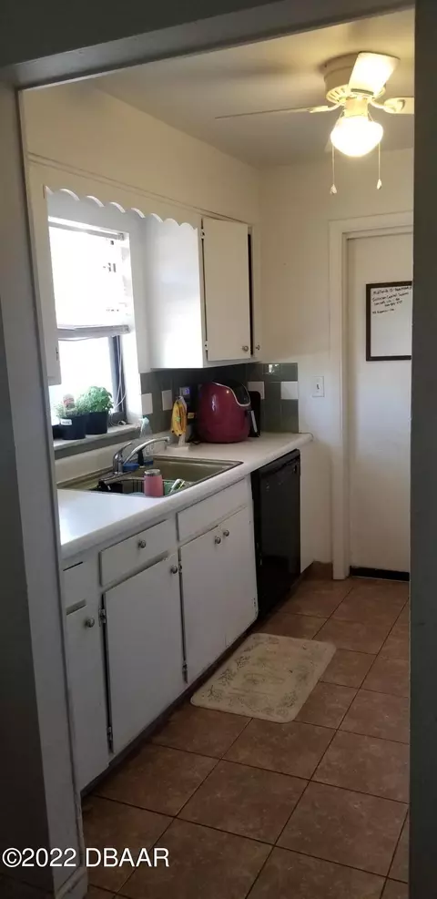 1772 Valencia Ave, Ormond Beach, FL 32174 photo 5