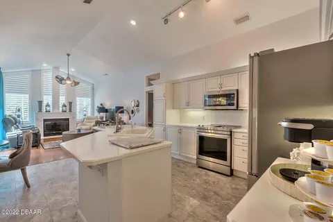 22 Carrington Ln, Ormond Beach, FL 32174 photo 8