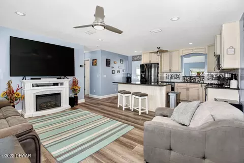 16 Linda St, Ormond Beach, FL 32176 photo 3