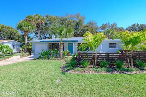 1479 John Anderson Dr, Ormond Beach, FL 32176 photo 2
