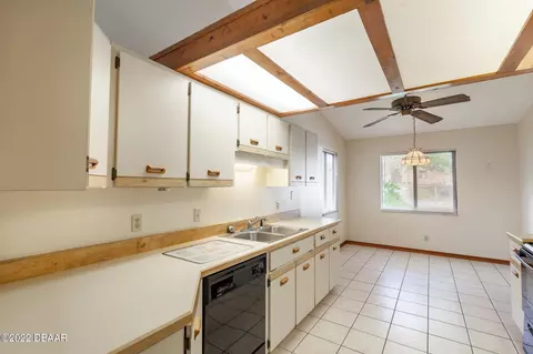 2 Marjorie Trl, Ormond Beach, FL 32174 photo 10