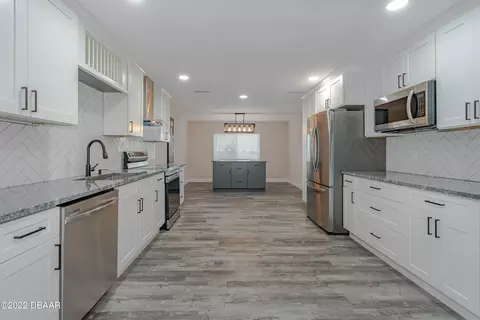 1 Dolphin Ave, Ormond Beach, FL 32176 photo 4