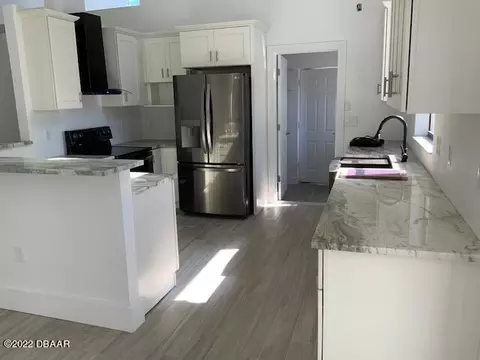 716 Garden Ln, Ormond Beach, FL 32174 photo 3