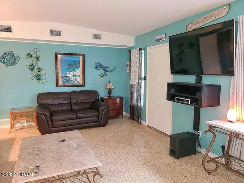 91 Harvard Dr, Ormond Beach, FL 32176 photo 4