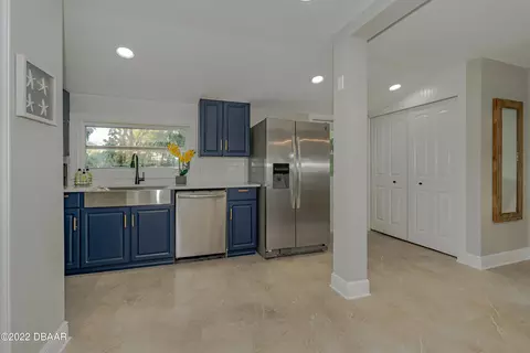 119 Riverview Dr, Edgewater, FL 32132 photo 14
