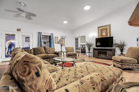 1372 John Anderson Dr, Ormond Beach, FL 32176 photo 17