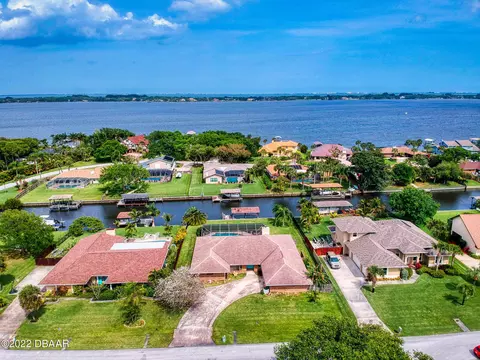 6285 E Anchor Ln, Rockledge, FL 32955 photo 7