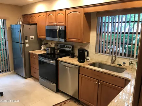 3 Soco Trl, Ormond Beach, FL 32174 photo 2