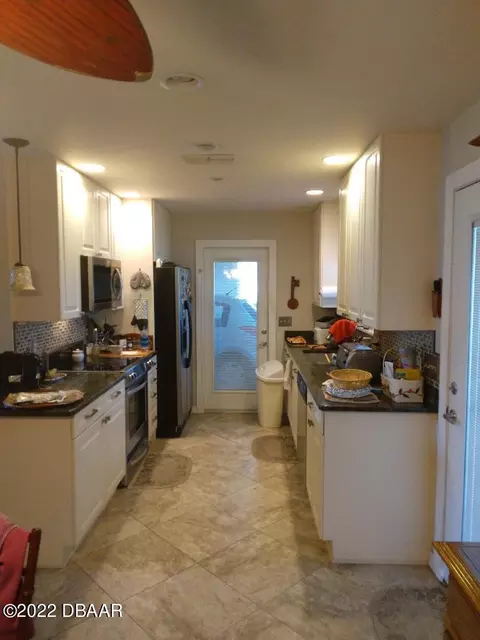 12 Kathy Dr, Ormond Beach, FL 32176 photo 3