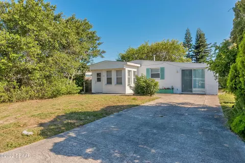 151 Holland Rd, Ormond Beach, FL 32176 photo 2