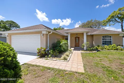 3044 Juniper Dr, Edgewater, FL 32141 photo 1