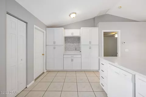 3044 Juniper Dr, Edgewater, FL 32141 photo 12
