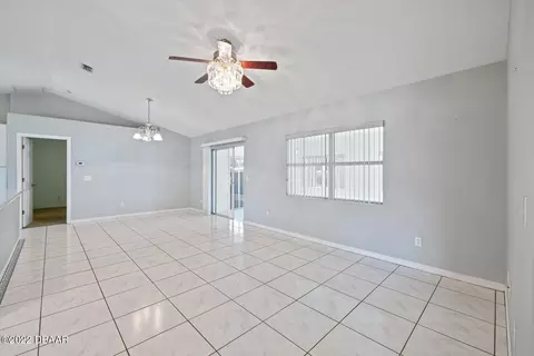 3044 Juniper Dr, Edgewater, FL 32141 photo 7