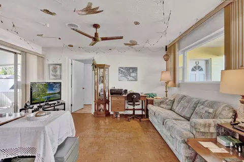 28 N Oakview Cir, Ormond Beach, FL 32176 photo 11