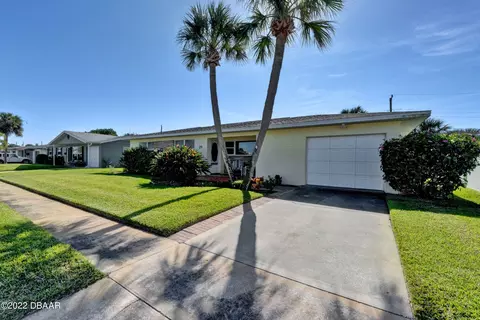 28 N Oakview Cir, Ormond Beach, FL 32176 photo 5