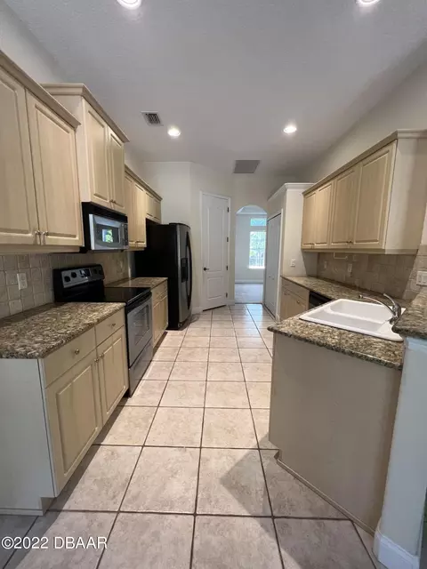 3033 Monaghan Dr, Ormond Beach, FL 32174 photo 6