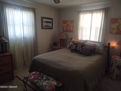 129 Imperial Heights Dr, Ormond Beach, FL 32176 photo 5