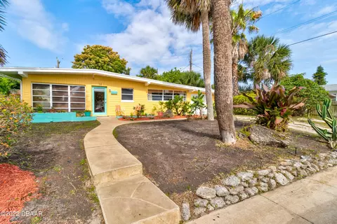 14 Maria St, Ormond Beach, FL 32176 photo 2