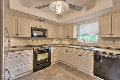 1111 Wandering Oaks Dr, Ormond Beach, FL 32174 photo 14