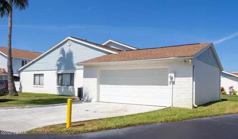 7 London Ln, Ormond Beach, FL 32176 photo 3