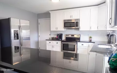 7 London Ln, Ormond Beach, FL 32176 photo 9