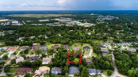79 Lakebluff Dr, Ormond Beach, FL 32174 photo 2