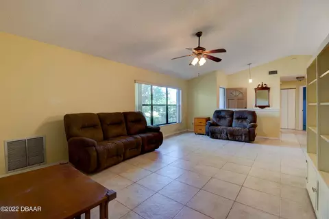 2628 Queen Palm Dr, Edgewater, FL 32141 photo 3