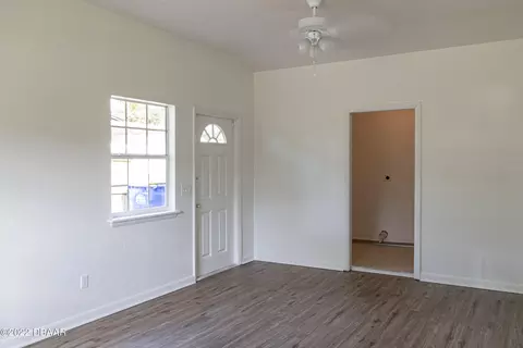 111 Neptune Dr, Edgewater, FL 32132 photo 11