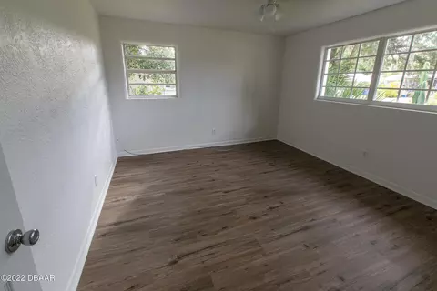 111 Neptune Dr, Edgewater, FL 32132 photo 13