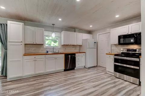 684 S Center St, Ormond Beach, FL 32174 photo 7