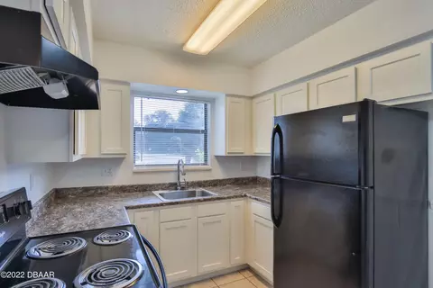 12 Marilyn Dr, Edgewater, FL 32132 photo 3