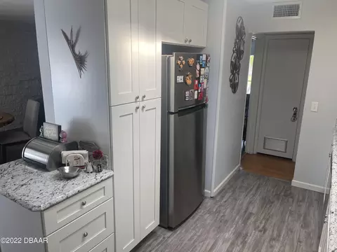 104 S Capri Dr, Ormond Beach, FL 32174 photo 7