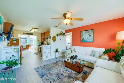 21 Azalea Dr, Ormond Beach, FL 32176 photo 2
