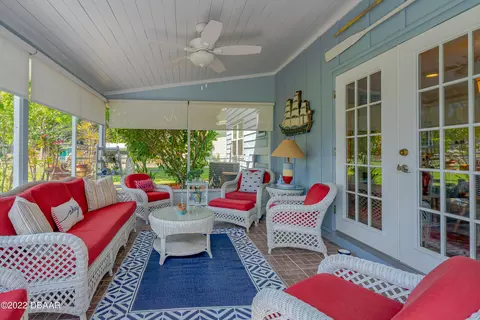 270 Warwick Ave, Ormond Beach, FL 32174 photo 6
